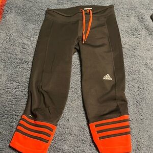Adidas capri leggings small